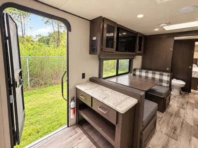 2022 GRAND DESIGN TRANSCEND XPLOR photo 5