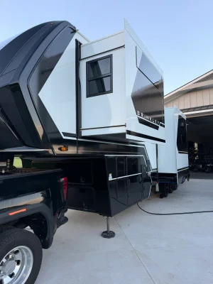 2025 BRINKLEY MODEL G photo 3