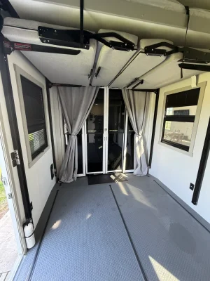 2025 BRINKLEY MODEL G photo 18