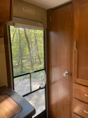 2020 LANCE 1995 TRAVEL TRAILER photo 26