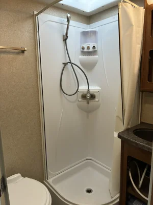 2020 LANCE 1995 TRAVEL TRAILER photo 36