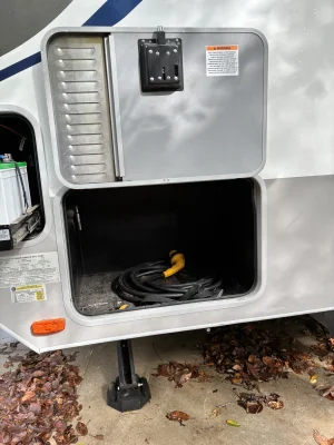 2020 LANCE 1995 TRAVEL TRAILER photo 13