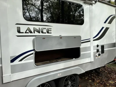 2020 LANCE 1995 TRAVEL TRAILER photo 15