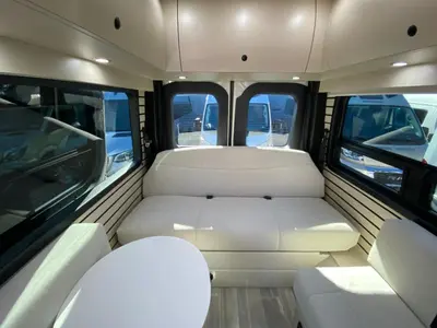 2025 Pleasure Way Ascent photo 25
