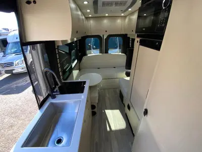 2025 Pleasure Way Ascent photo 14