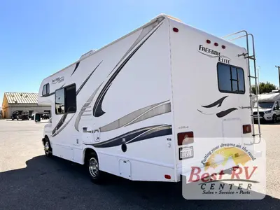 2014 Thor Motor Coach Freedom Elite photo 5