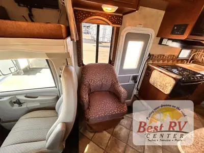 2014 Thor Motor Coach Freedom Elite photo 14