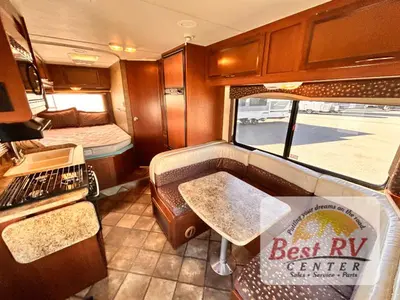 2014 Thor Motor Coach Freedom Elite photo 18