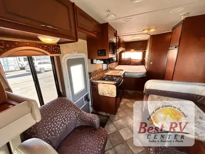 2014 Thor Motor Coach Freedom Elite photo 16