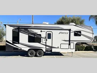 Used 2023 Genesis Supreme RV Vortex 3317VXL