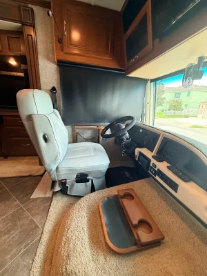 2015 FLEETWOOD SOUTHWIND photo 26