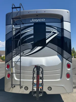 2022 JAYCO SENECA photo 4