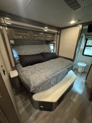 2022 JAYCO SENECA photo 27