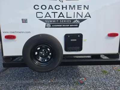 2026 Coachmen Catalina Summit Series 8 photo 15
