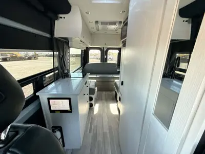 2026 Pleasure Way Ascent photo 37
