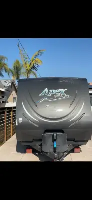 2018 COACHMEN APEX ULTRA LITE photo 3