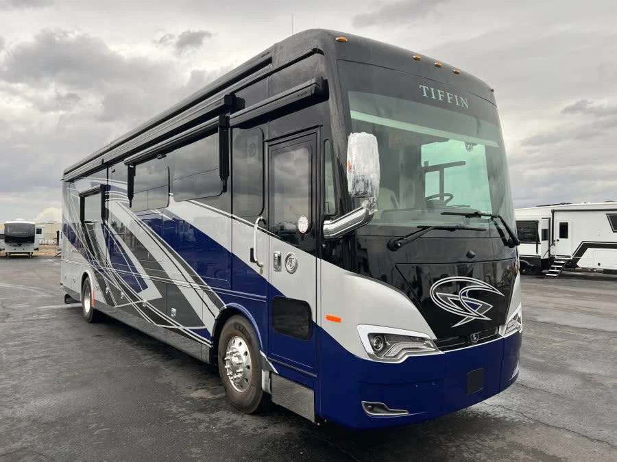 2026 Tiffin Motorhomes Allegro BUS exterior