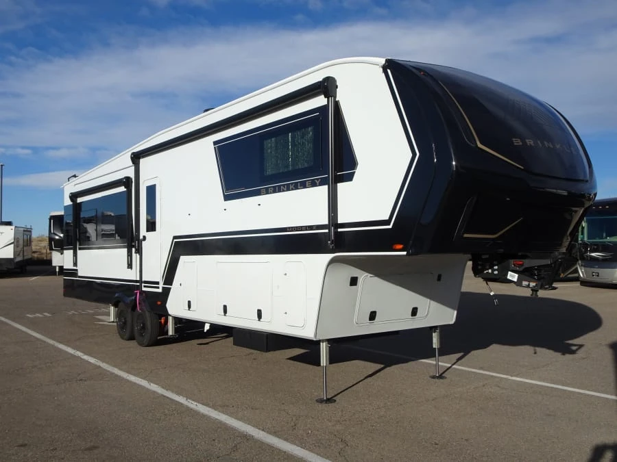2026 Brinkley Model Z exterior