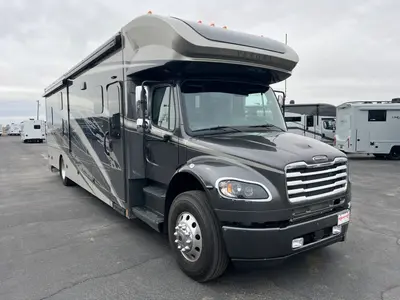 New 2026 Renegade Verona 40VBH