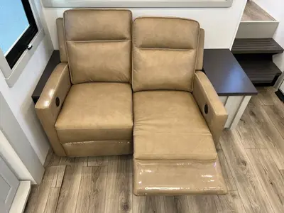2026 Brinkley Model G photo 4
