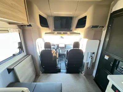 2027 Winnebago Ekko photo 3