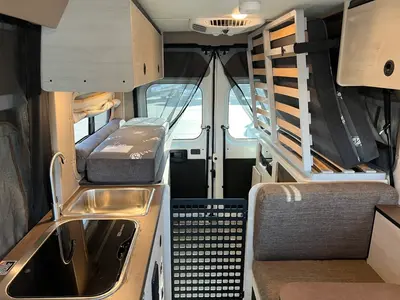 2027 Winnebago Solis Pocket photo 4