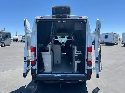 2027 Winnebago Solis Pocket photo 22