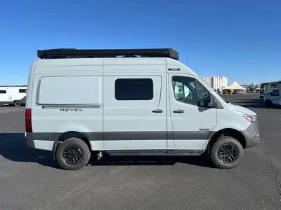2027 Winnebago Revel photo 17