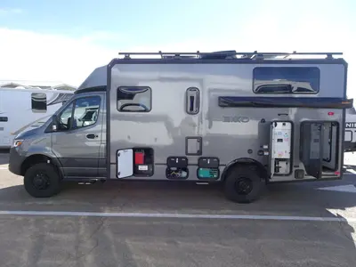 2027 Winnebago Ekko photo 25
