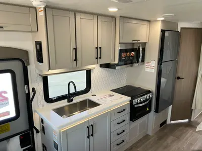 2027 Entegra Coach Odyssey photo 11