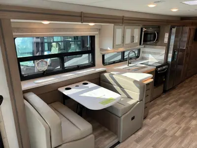 2027 Thor Motor Coach Windsport photo 11