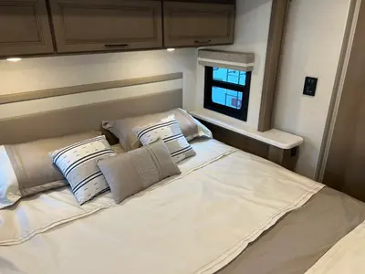 2027 Thor Motor Coach Windsport photo 26