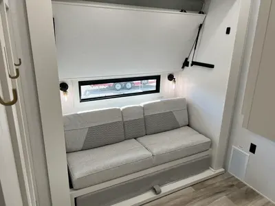 2027 Brinkley Model Z photo 19