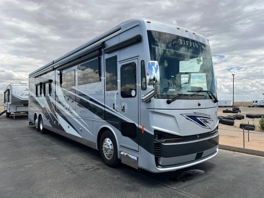 2027 Tiffin Motorhomes Allegro BUS exterior