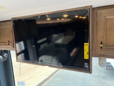 2027 Tiffin Motorhomes Allegro BUS photo 4