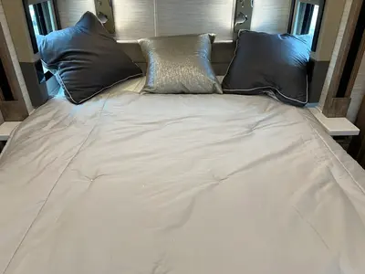 2027 Tiffin Motorhomes Allegro BUS photo 27