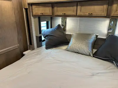 2027 Tiffin Motorhomes Allegro BUS photo 26