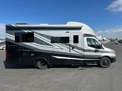 2027 Tiffin Motorhomes Wayfarer photo 24
