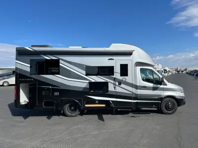 2027 Tiffin Motorhomes Wayfarer photo 25