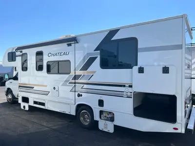 2027 Thor Motor Coach Chateau photo 28