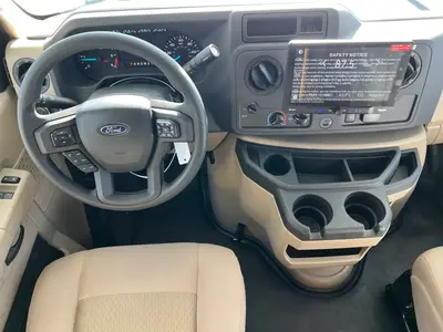 2027 Thor Motor Coach Chateau photo 2