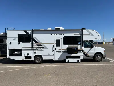 2027 Thor Motor Coach Chateau photo 26