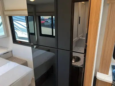 2027 Thor Motor Coach Chateau photo 15