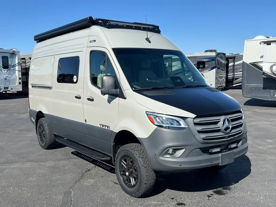 2027 Tiffin Motorhomes GH1 exterior