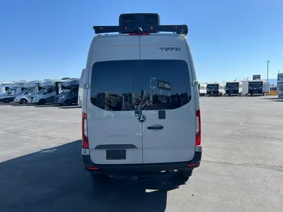 2027 Tiffin Motorhomes GH1 photo 21