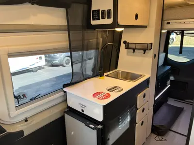 2027 Tiffin Motorhomes GH1 photo 11