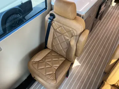 2027 Entegra Coach Insignia photo 11