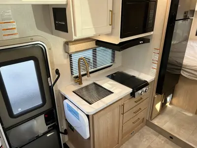 2027 Thor Motor Coach Chateau photo 11