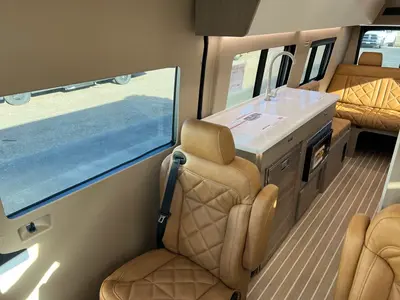2027 Entegra Coach Insignia photo 10