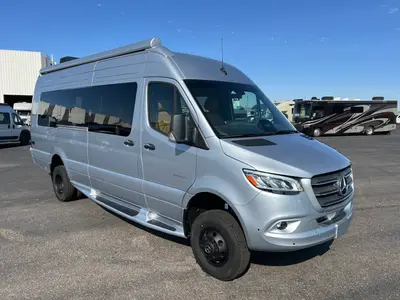New 2027 Entegra Coach Insignia 24B